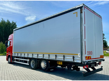 Тентованный грузовик SCANIA R410 / FIRANKA / 21 EUROPALET / 8.5 M DŁUGOŚCI / 6x2 / PODWIESZA: фото 3