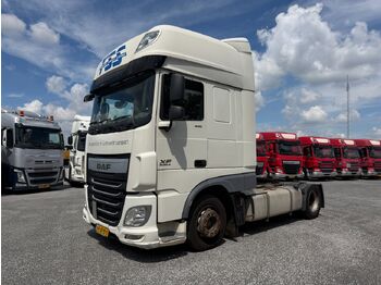 Тягач DAF XF 440