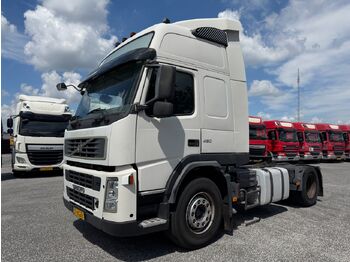 Тягач VOLVO FM 450