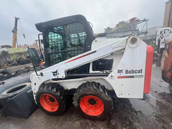 Мини-погрузчик с бортовым поворотом BOBCAT S450
