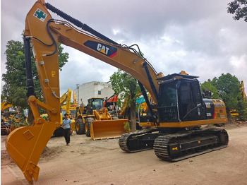 Гусеничный экскаватор CATERPILLAR 320D