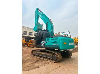 Гусеничный экскаватор KOBELCO