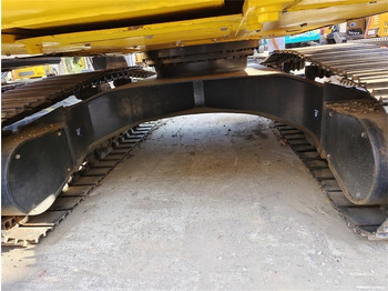 Гусеничный экскаватор Komatsu PC 200: фото 3 Гусеничный экскаватор Komatsu PC 200: фото 3