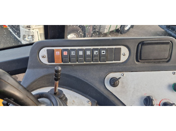 Колёсный погрузчик JCB 436Z Hochkippschaufel Wandler neu, Ölpumpe neu: фото 2 Колёсный погрузчик JCB 436Z Hochkippschaufel Wandler neu, Ölpumpe neu: фото 2