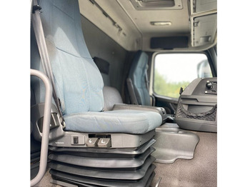 Грузовик-шасси Volvo FM: фото 4