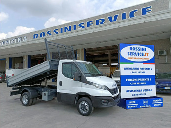 Малотоннажный самосвал IVECO Daily 35c16