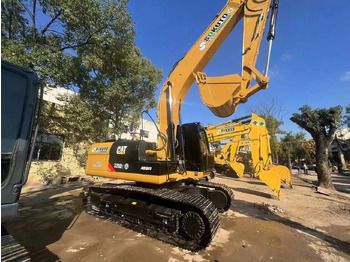 Гусеничный экскаватор CATERPILLAR 320D2