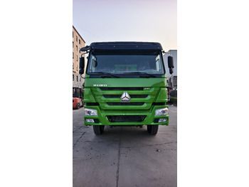 Самосвал SINOTRUK HOWO