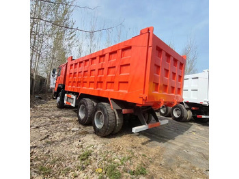 Самосвал Howo 371: фото 3 Самосвал Howo 371: фото 3