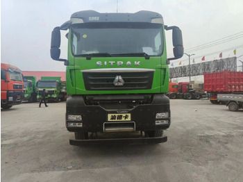 Самосвал SINOTRUK HOWO