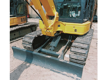 Мини-экскаватор Komatsu PC40MR: фото 5 Мини-экскаватор Komatsu PC40MR: фото 5
