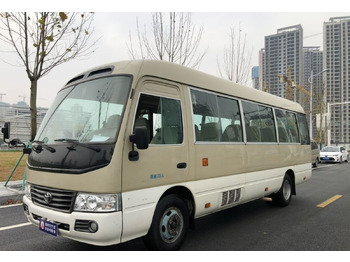 Пригородный автобус TOYOTA