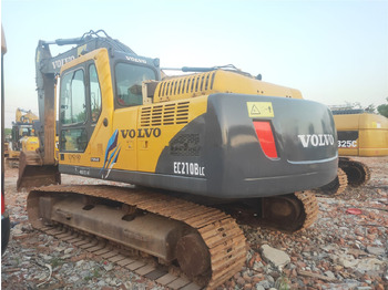 Гусеничный экскаватор Volvo EC210BLC: фото 2