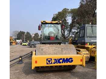 Компактор XCMG XS223J: фото 3