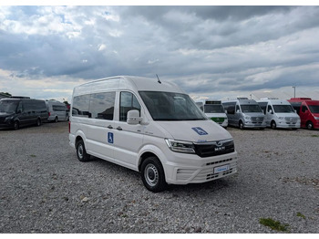 Итальяндық әйелдің жақын жоспары