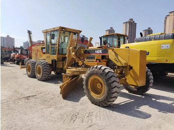 Грейдер CATERPILLAR 140K