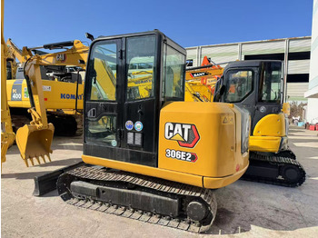 Мини-экскаватор CATERPILLAR 306E2