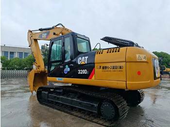 Гусеничный экскаватор CATERPILLAR 320D