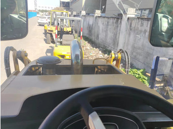 Экскаватор-погрузчик CATERPILLAR 420F: фото 4 Экскаватор-погрузчик CATERPILLAR 420F: фото 4