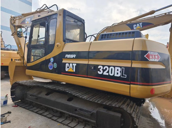 Гусеничный экскаватор CATERPILLAR 320BL