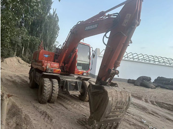 Колёсный экскаватор DOOSAN DH150W-7: фото 4
