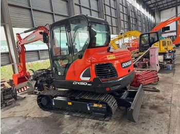 Мини-экскаватор DOOSAN DX60-9C