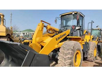 Колёсный погрузчик CUMMINS
