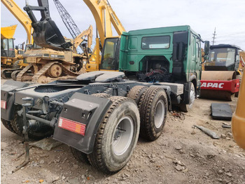 Тягач HOWO truck: фото 4 Тягач HOWO truck: фото 4