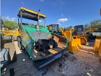 Асфальтоукладчик VÖGELE