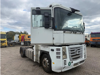 Тягач RENAULT Magnum 460