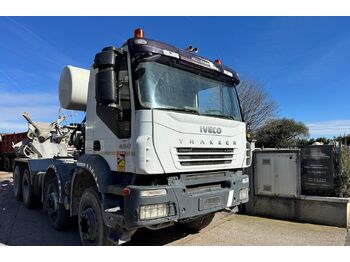 Автобетоносмеситель IVECO Trakker