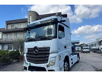 Тягач MERCEDES-BENZ Actros 1848