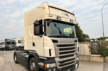 Тягач SCANIA R 420