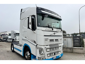 Тягач VOLVO FH 500