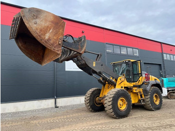 Колёсный погрузчик VOLVO L120H