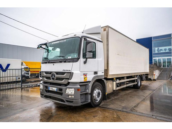 Грузовик с закрытым кузовом MERCEDES-BENZ Actros 1832