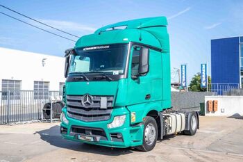 Тягач MERCEDES-BENZ Actros 1845