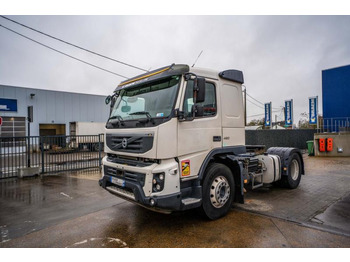 Тягач VOLVO FMX 420