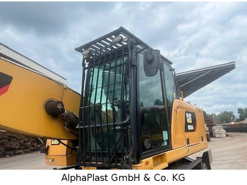 Колёсный экскаватор CATERPILLAR MH3024