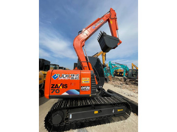 Мини-экскаватор HITACHI ZX70