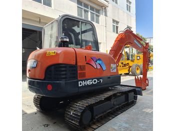 Мини-экскаватор Doosan DH60: фото 2 Мини-экскаватор Doosan DH60: фото 2