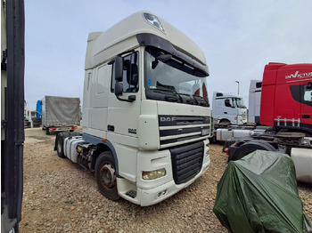 Тягач DAF XF 105 460