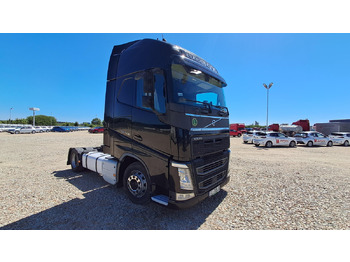 Тягач VOLVO FH