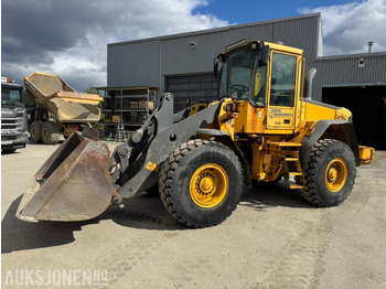 Колёсный погрузчик VOLVO L70E