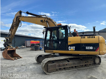 Экскаватор CATERPILLAR 323D