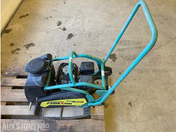 Каток AMMANN