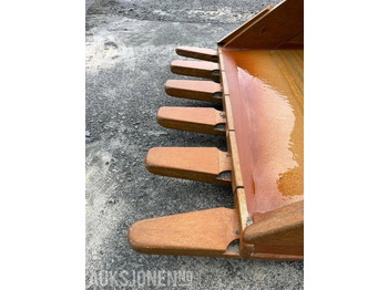 Навесное оборудование для Строительной техники 2023 Klepp Mek Graveskuffe 7000L med KM5 feste: фото 5 Навесное оборудование для Строительной техники 2023 Klepp Mek Graveskuffe 7000L med KM5 feste: фото 5