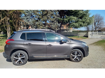 Седан PEUGEOT 2008: фото 3