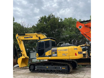 Гусеничный экскаватор KOMATSU PC220-8
