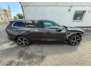 Легковой автомобиль Volvo V60 II Volvo V60 2.0 T8 Plug-in Hybrid 455KM AWD Bogata Wersja Model 2024: фото 5